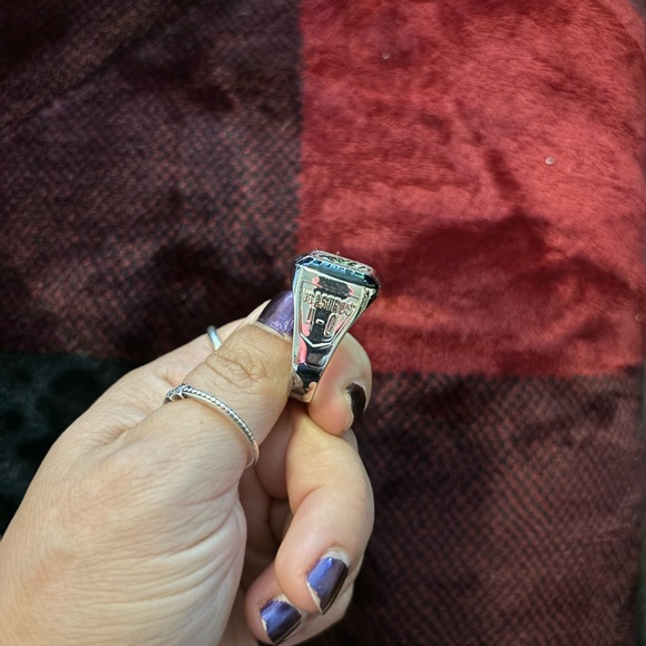 Chicago White Sox MLB Championship Ring - Picture 3 of 3